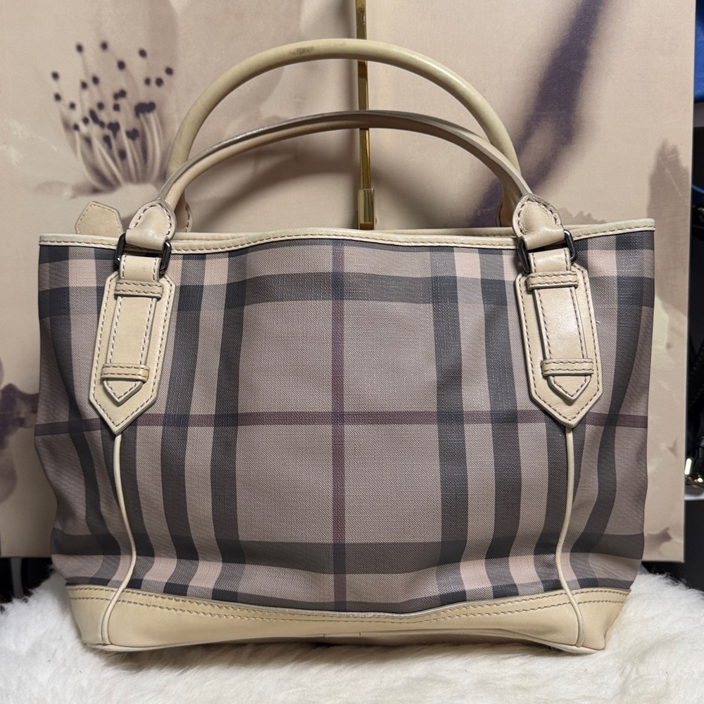 Burberry Beige and Brown Interior Handbag